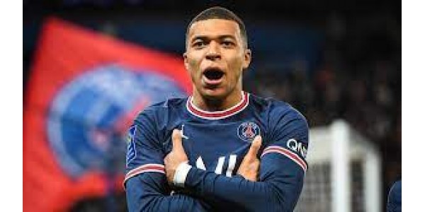 La position de Mbappé au Paris Saint-Germain est quelque peu délicate